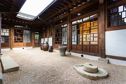 전시전경 · (출처=종로문화재단) · installation view