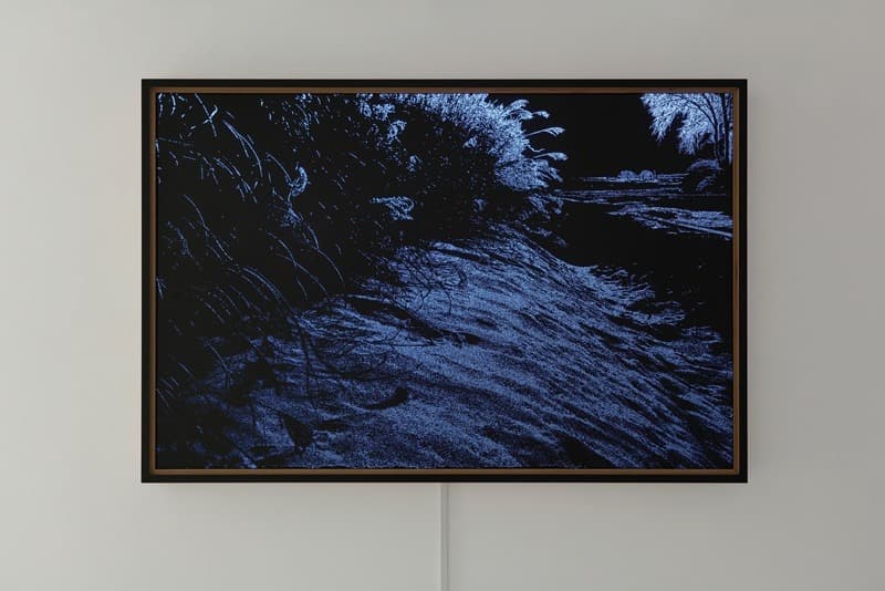 Emptiness_moonlight · LED, Laminate · 97x145.5x10cm · 2017 (출처= 봉산문화회관) · Emptiness_moonlight · LED, Laminate
