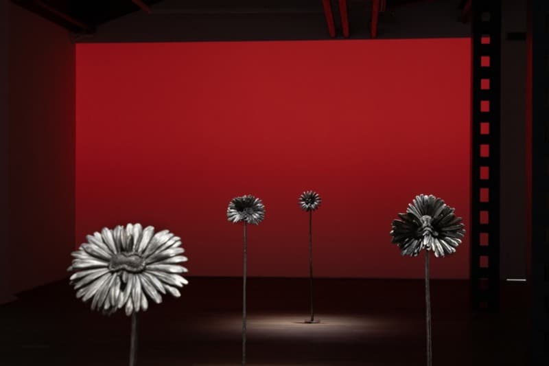미래식물 표본실 · 백색 청동 · 2021(출처=전남도립미술관) · Future Plant Sample Room · White bronze