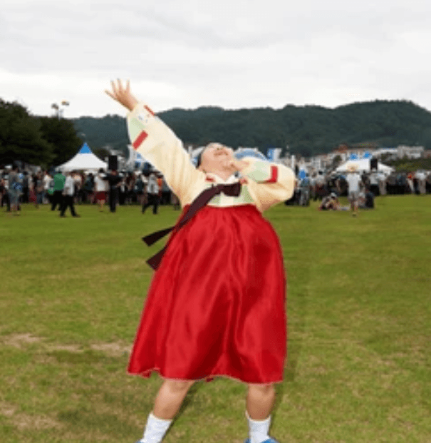 전국노래자랑 경상북도 봉화군 · 2014 © 2021 DongGang International Photo Festival (출처= 동강국제사진전) · Bonghwa-gun, Gyeongsangbuk-do