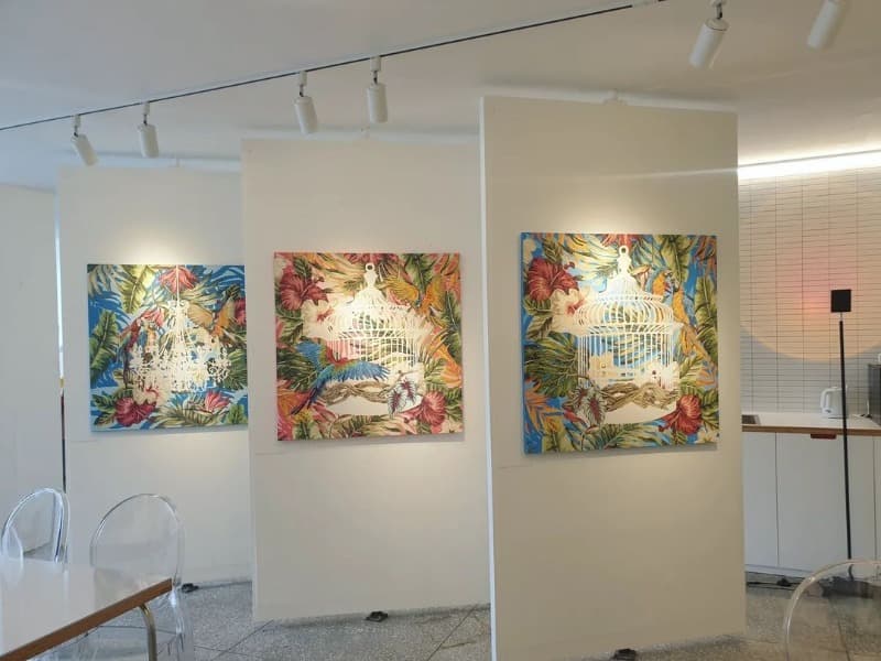 전시전경 · (출처=뮤지엄홀리데이) · installation view