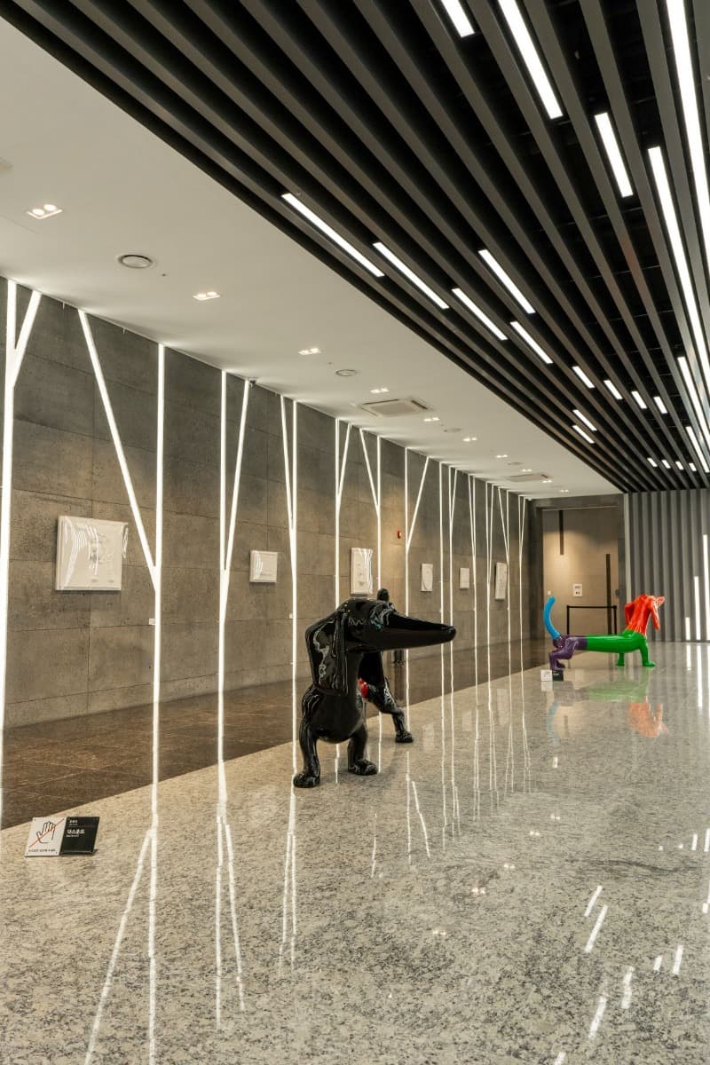 전시전경 · (출처=강아지숲) · installation view