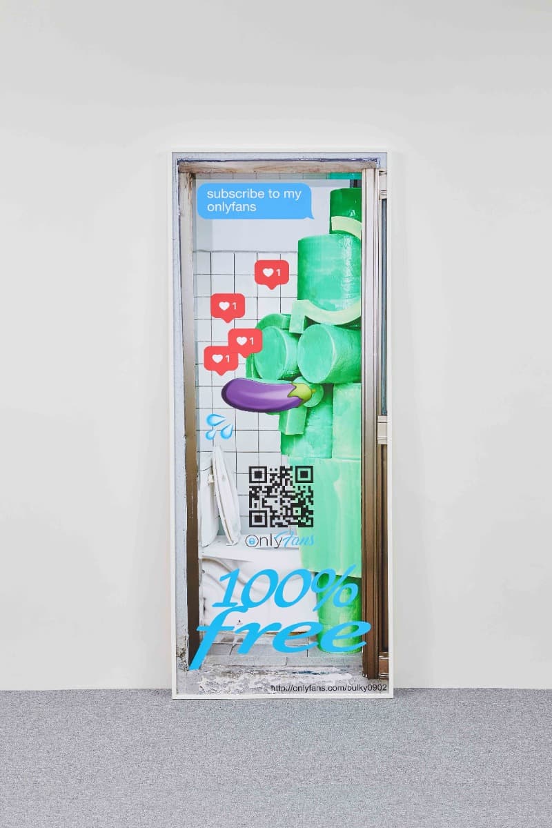 Welcome to my page! · UV print on paper · 202(h)x78(w)㎝(framed) · 2021  ⓒ 2021 Haneyl Choi (이미지 제공 = 아라리오 뮤지엄 인 스페이스) · UV print on paper