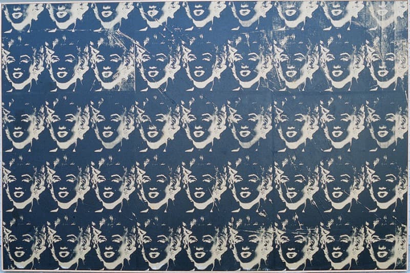 앤디 워홀, <마흔 다섯 개의 금빛 마릴린> · 캔버스에 아크릴 물감과 실크스크린 잉크 · 205 x 307 cm · 1979 리움미술관 소장 © The Andy Warhol Foundation for the Visual Arts, Inc. · Andy Warhol, Forty-five Gold Marilyns