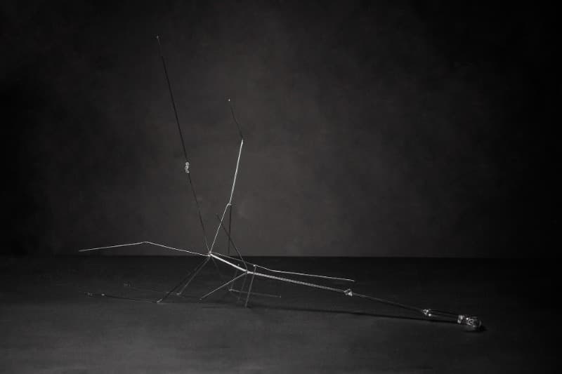 최유나, 뼈대 · plexiglas · 100 x 80 x 100cm (WxDxH) · 2019 (이미지 제공 = Schengen gallery) · Choi Yuna · plexiglas