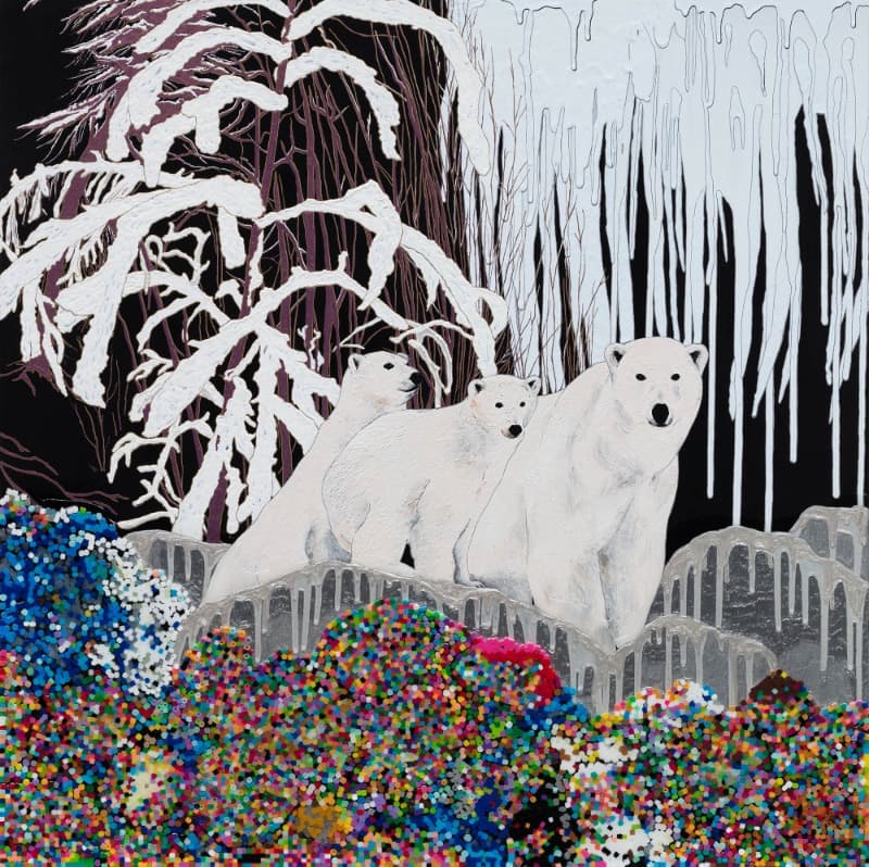 윤주원, 플라스틱섬 위 북극곰 · mixed media · 91x91cm · 2021 (이미지 제공 = 스페이스 엄) · POLAR BEARS ON PLASTIC ISLAND · mixed media