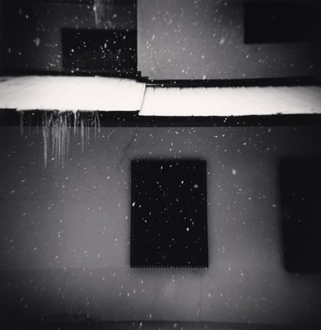 Snowy Afternoon, Sapporo, Hokkaido, Japan. 2008. Gelatin Silver print · ©마이클 케나, Michael Kenna, 사진제공 공근혜갤러리