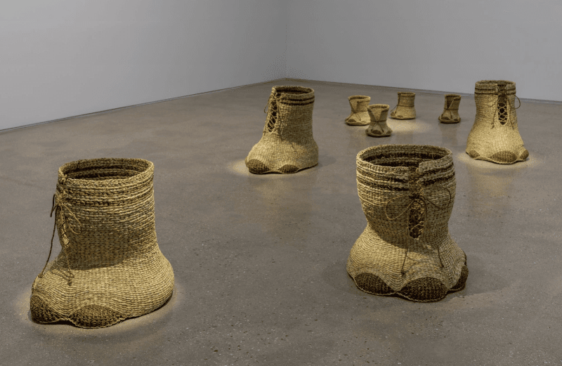 Thi and Anjan · Sound Installation: 8 Straw woven shoes for elephants and sound approx. · 13 mins · 2021 (이미지출처 = pkm갤러리) · Thi and Anjan · Sound Installation: 8 Straw woven shoes for elephants and sound approx.
