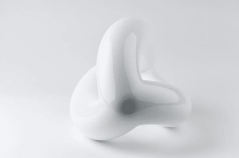맥시어쳐 20-4 · Urethane paint on Resin · 580X350X320mm · 2020 (이미지출처 = 표갤러리) · maxiature 20-4 · Urethane paint on Resin
