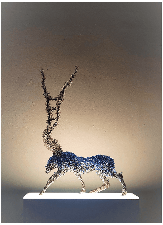 이준석, Jacobs Ladder · copper , pyrex glass · 41 x 22 x 64 cm · 2021 (이미지출처 = RNL갤러리) · Lee Jun Seok, Jacobs Ladder · copper , pyrex glass