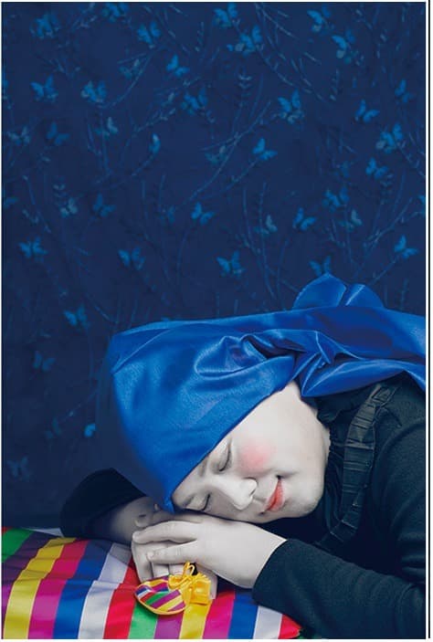 나비 (Papillons) · 60x90cm · 2022 (이미지출처 = 예술공간수애뇨339)