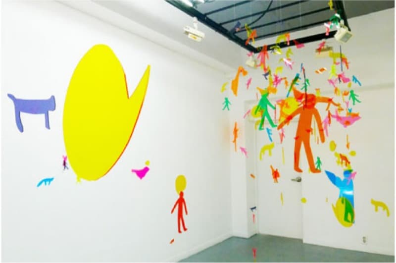 김재경, 산책 · 아크릴 커팅 · 가변 · 2016 (이미지출처 = 인천서구문화재단)