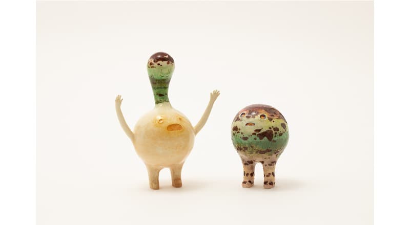 ParadoxumⅠ,Ⅱ · Ceramic, underglaze, glaze · 165x205, 85x125(mm) · 2021 (이미지출처 = 학고재아트센터) · ParadoxumⅠ,Ⅱ · Ceramic, underglaze, glaze