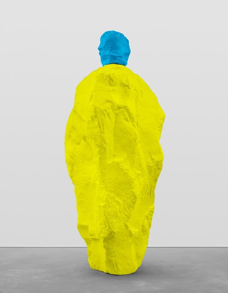 blue yellow monk · Painted bronze · 295 x 125 x 114.5 cm · 2020 (이미지출처 = 국제갤러리) · blue yellow monk · Painted bronze