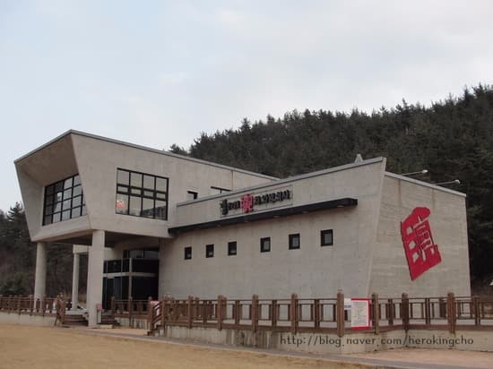 갤러리연