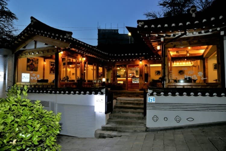 창의문 뜰