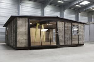 demountable house