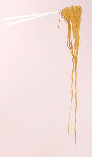 국수 한 입