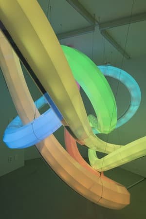 예상의 경계 (A line of the projection)